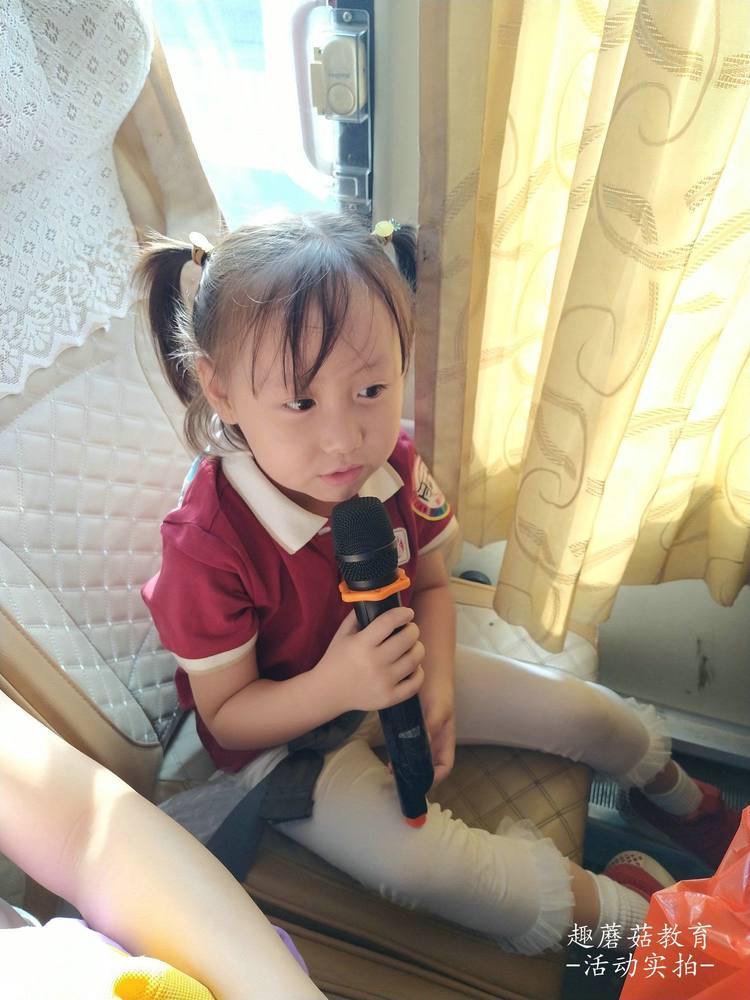 2021年4月24日蓓蕾天鹅湖幼儿园亲子春游，挖马蹄/彩虹滑梯/欢乐打地鼠/水上溜索/插秧/水上皮划艇